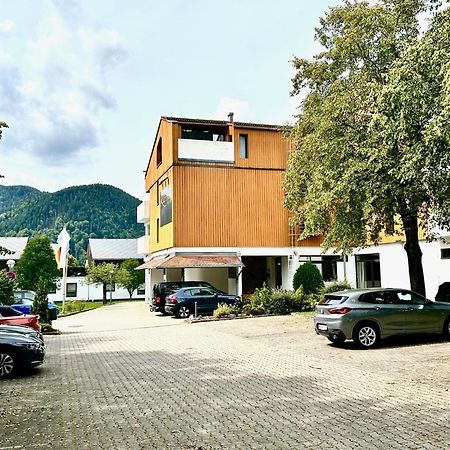Alpenoase Schliersee - Grosse Suite Mit Sauna Oder Gemuetliche Studio Appartements Exterior photo