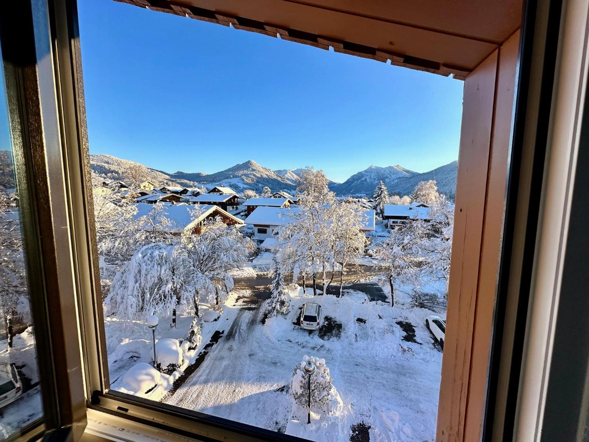 Alpenoase Schliersee - Grosse Suite Mit Sauna Oder Gemuetliche Studio Appartements Room photo